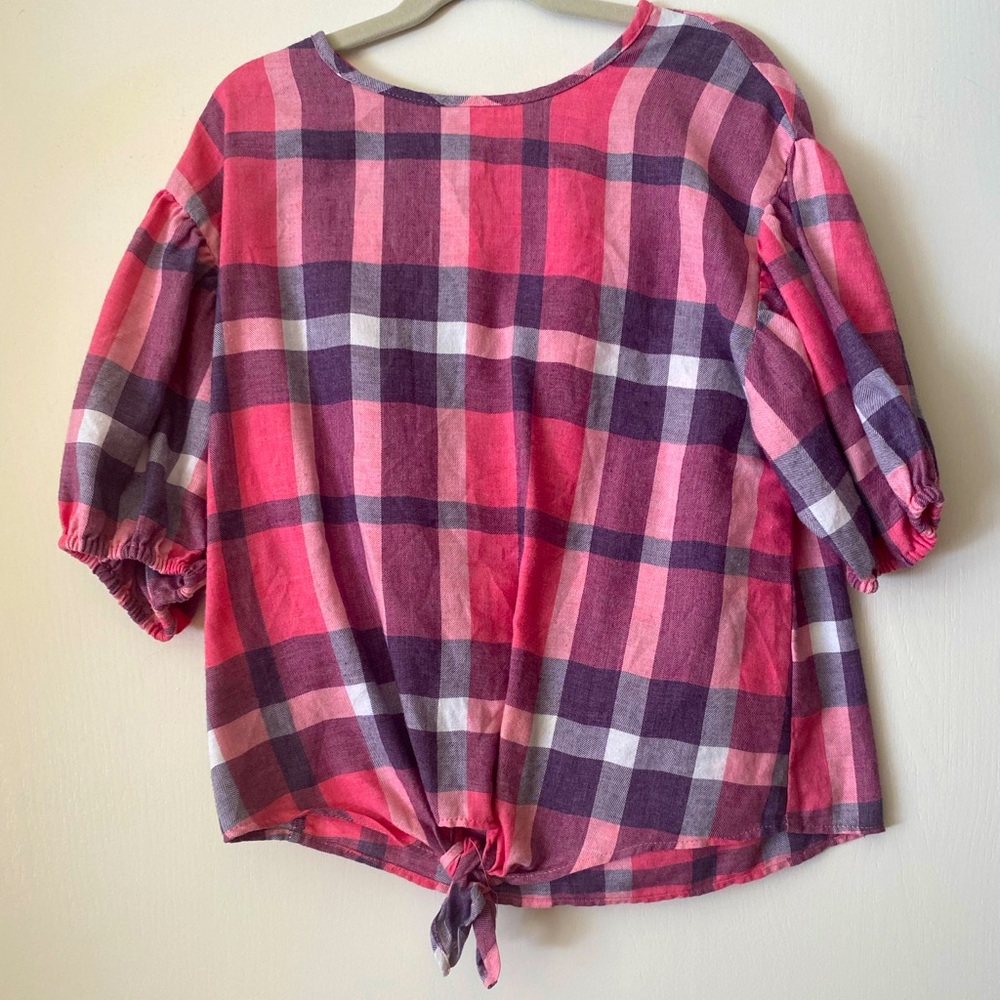 pink plaid puff sleeve tie front shirt. great condition. super cute!